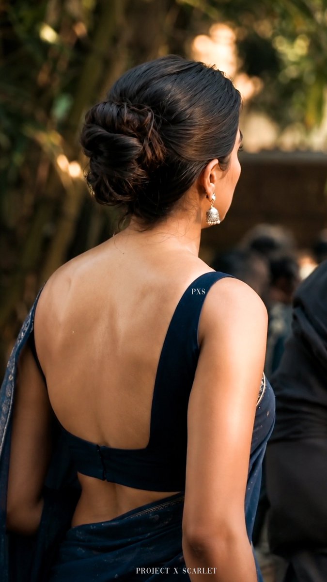 ProjectscarletR's tweet photo. Pooja 🥵
#poojahegde https://t.co/764XzP7l1W