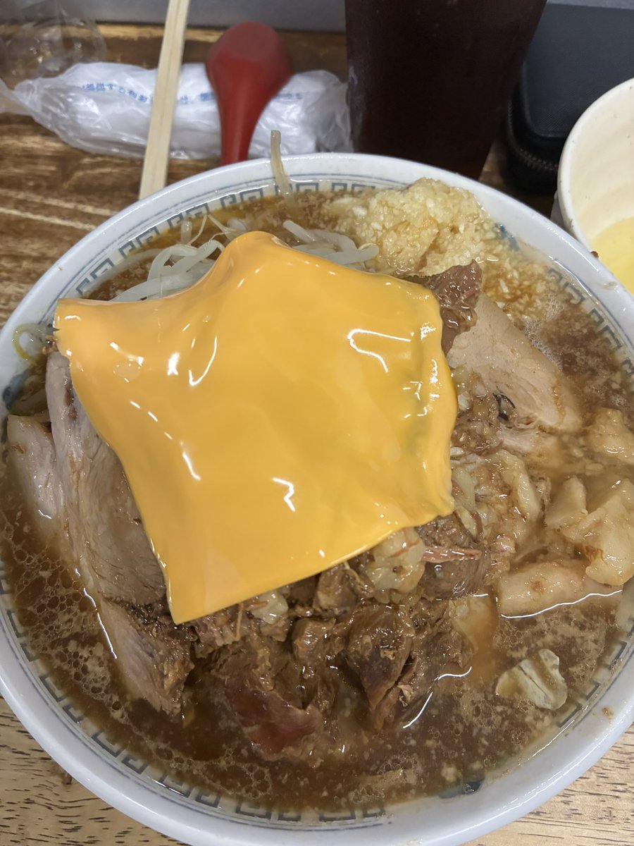 jkotterij's tweet photo. 今日はラーメンを食べました。

とてもおいしかったです。

マルタ🍜 https://t.co/vobWkYu9jT
