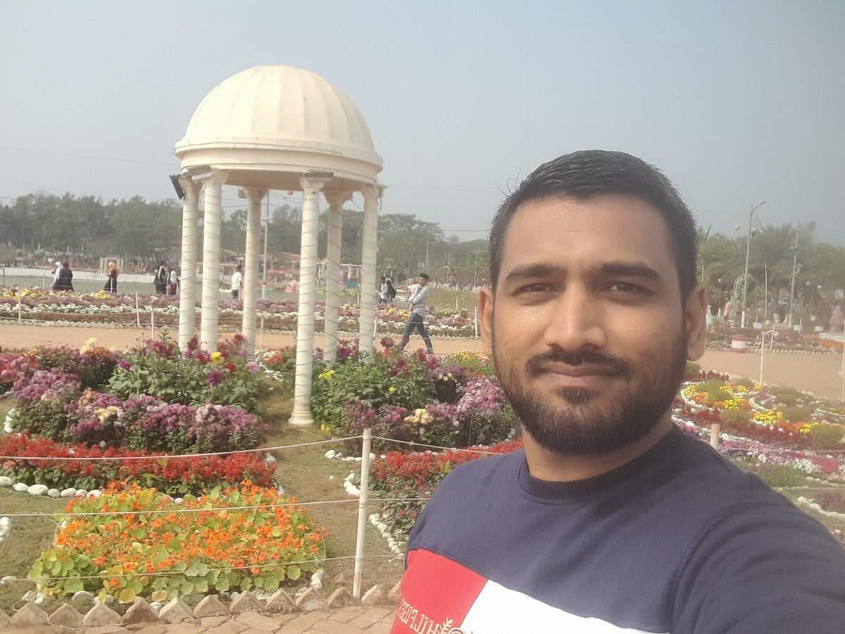 ul_shawon's tweet photo. ডিসি পার্ক,চট্টগ্রাম https://t.co/L8FDeKjTYv