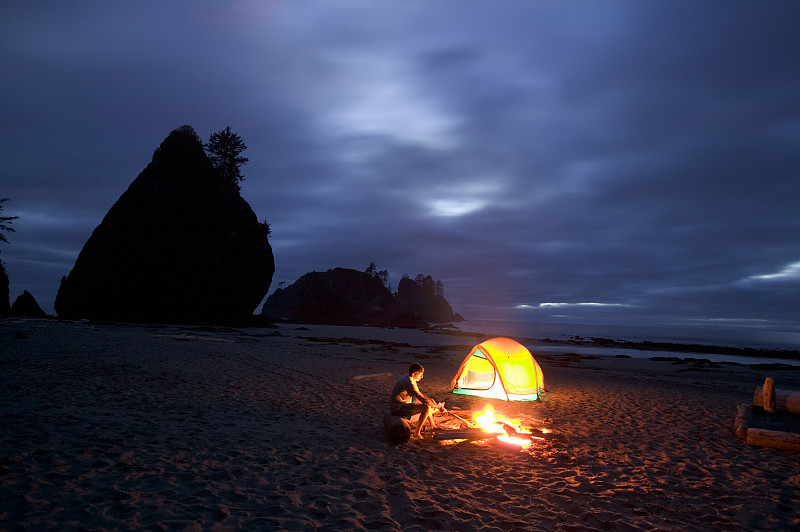 ailso841556's tweet photo. Camped under a sky full of stars tonight—no city lights, just crickets, warm s’mores, and the quiet that makes your soul feel light. Best reset ever. https://t.co/HPu66xoMY8