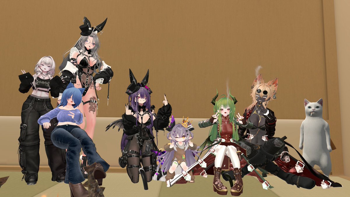 LysGracieux_VRC's tweet photo. 今日のVRchat
ひまり旅館で色々改変見せてもらったりワールド巡りしたり魚ゲッサーしたりetc~
めっちゃ可愛い改変が沢山見れて大変幸でしたー
 #VRChat https://t.co/dslrNNaKGN