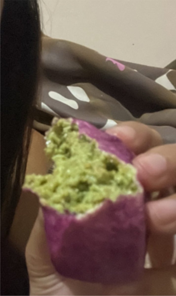 byn3silhz's tweet photo. enak bgt pls, mw lagii dubai chewy cookie ubee nya https://t.co/fAW9qXNkw4