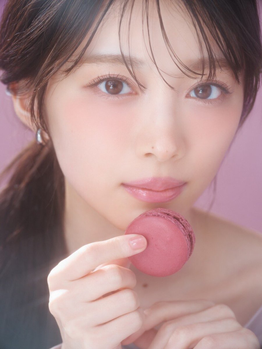 tonosama_46's tweet photo. るんちゃんが何か持てば
それは全てが宝石に変わる

#hikarublog
#森田ひかる https://t.co/YIs5PQ3tlf