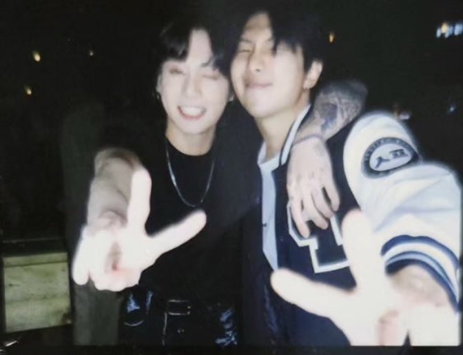 seokcartz's tweet photo. @madebygguphics my luviess https://t.co/vJwGoVDBFh