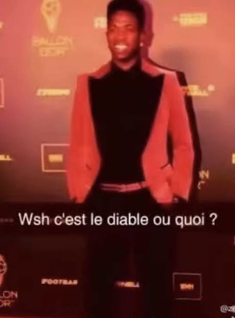amynhioo's tweet photo. Le TPE qui bug et qui mfait appuyer 60x sur non pour les assos https://t.co/CDePuA9J6Q