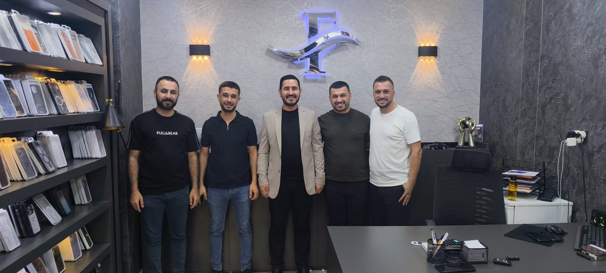 halilyldrm2147's tweet photo. Esnaf dostlarımızla gönül gönüleyiz.

İlçemizde faaliyet gösteren

📍Foto İpek  / Ufuk İPEK
📍Ferhat İletişim / Ferhat DURUK

iş yerlerinde ziyaret ederek hasbihâl Ettik. Esnafımızın emeğini, gayretini ve ilçemizin ticari hayatına sunduğu katkıyı kıymetli buluyoruz.

Samimi ev sahiplikleri ve hoş sohbetleri için kendilerine teşekkür ediyor, işlerinde hayırlı ve bereketli kazançlar diliyoruz.