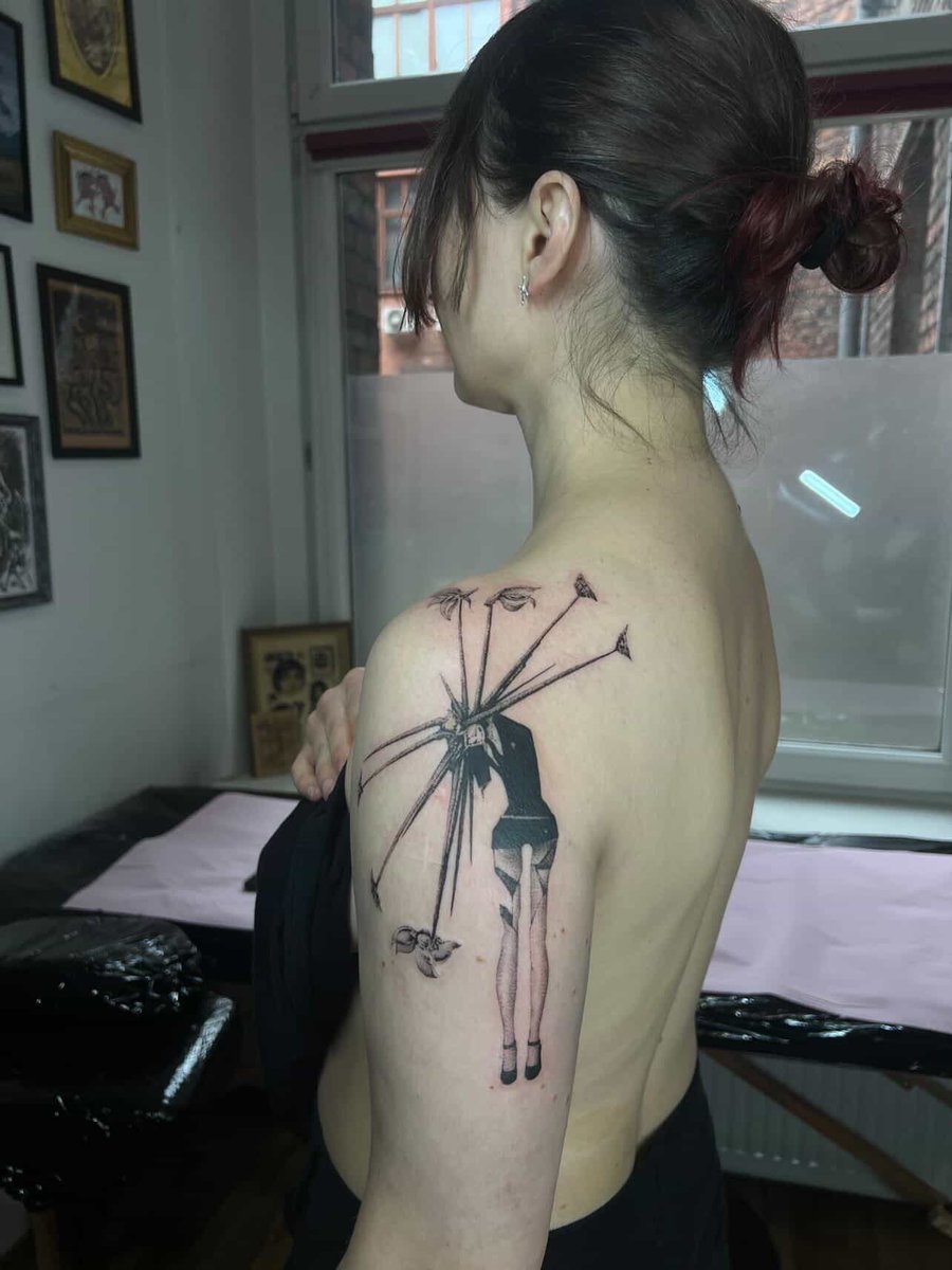 grendel_aglaeca's tweet photo. Phos tattoo

You might say I like Houseki no Kuni quite a bit https://t.co/9rn1KzOsJP