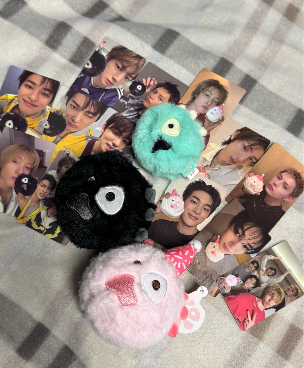 euonvx's tweet photo. 옷 성공찌💕💕
코볼두 왓어여 https://t.co/n0WtnLc598