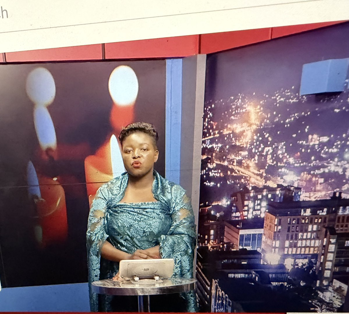 RitahKemigisa's tweet photo. Dear @NakiwalaSandra thank you for wearing the suuka in the rightful Batooro way as you delivered this evening’s special #ntvakawungeezi broadcast honoring our king. https://t.co/2CakyYjYlm