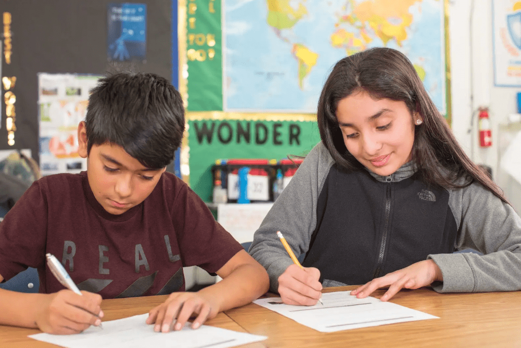TeachTCI's tweet photo. Every student deserves access to grade-level content - no matter what language they're learning in. 💜

Hillsboro School District made it happen.

🔗 See how they did it: https://t.co/LOCQsGUPSs

#ESL #ELL #EdTech https://t.co/KTKiQHzJoo