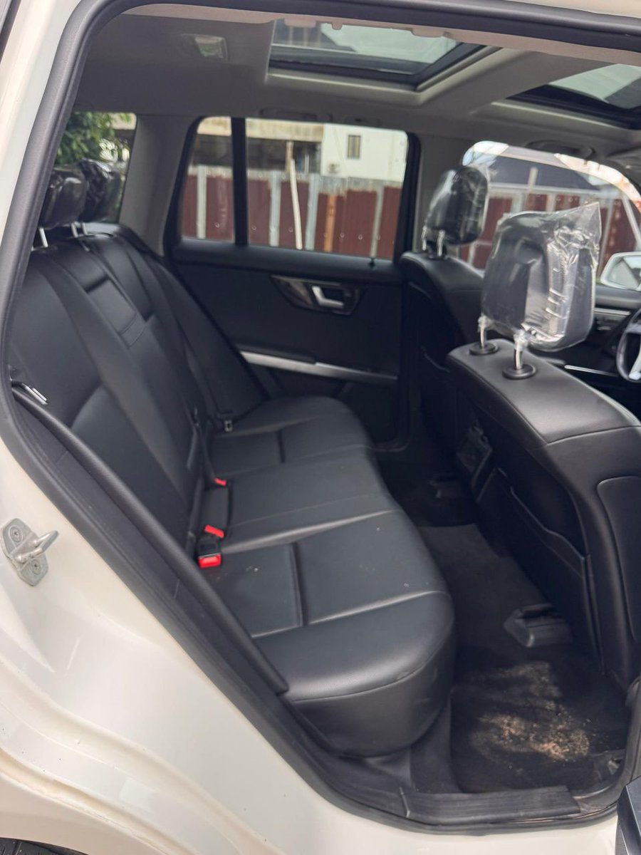 biigben_ltd's tweet photo. FOREIGN USED MERCEDES
BENZ GLK350 2014 MODEL
KEY ENTRY PANORAMIC ROOF
AVAILABLE FOR INSPECTION
WITH ORIGINAL CUSTOMS DUTY
📍KADUNA
💰19,000,000
#MercedesSUV #MercedesCars #Benz #BenzNigeria #MercedesNigeria https://t.co/C4gIxYnQtA