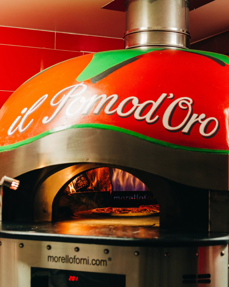 ilpomodoroCT's tweet photo. Get 🔥fired up for the weekend! There's nothing like one of our wood-fired pies straight from our famous 🍅 oven. 

Check out our menus📕https://t.co/mM4f0xgayZ there is something for everyone! https://t.co/BsU9aRNn7G