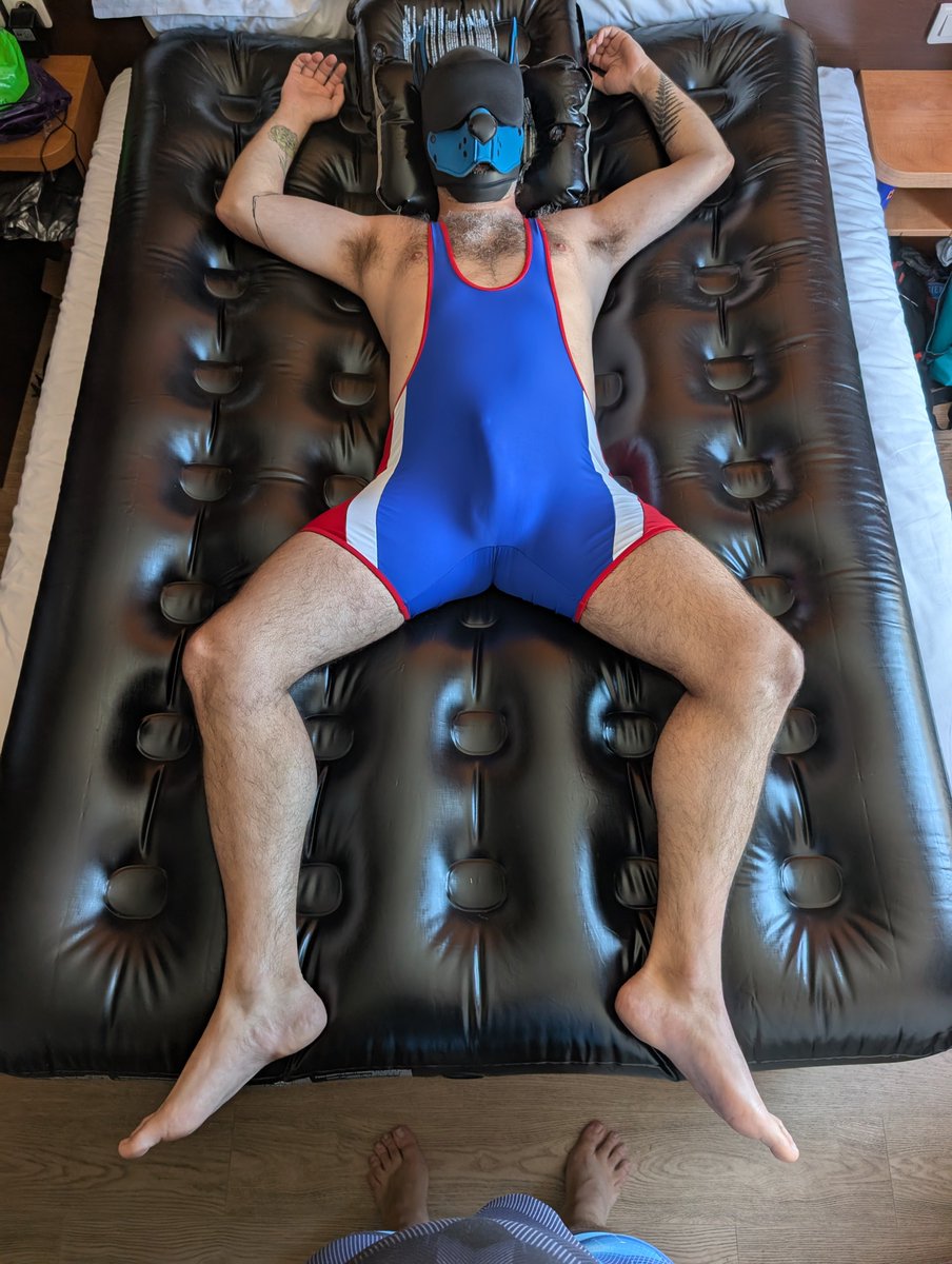 stuckngear's tweet photo. What do you think it's going to be with my sexy roommate?

@inflatableshamu seems ready for whatever you have in mind 😆 https://t.co/zabOA0MYRK