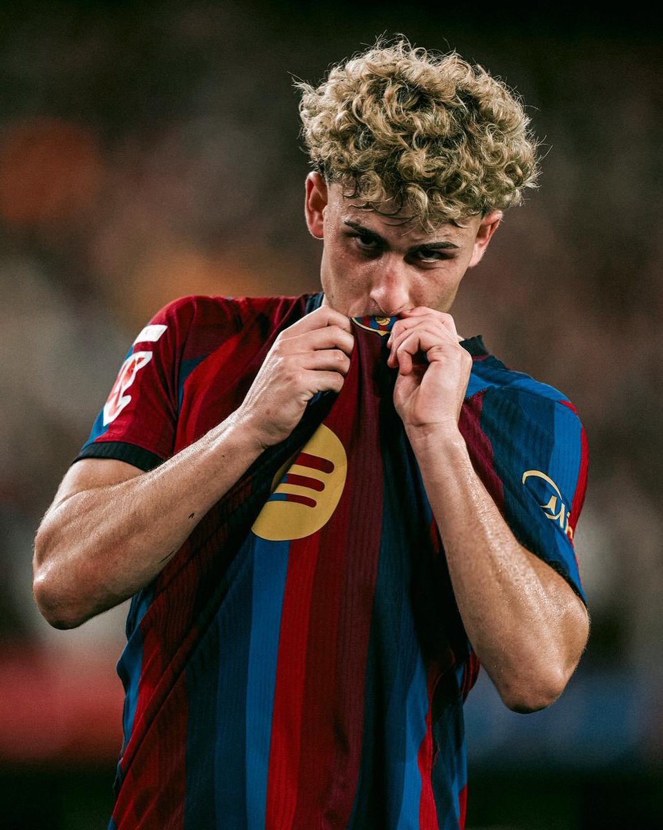cla_w5's tweet photo. فيرمين:

«أحبك يا برشلونة 💙❤️» https://t.co/e4mOMswqKD