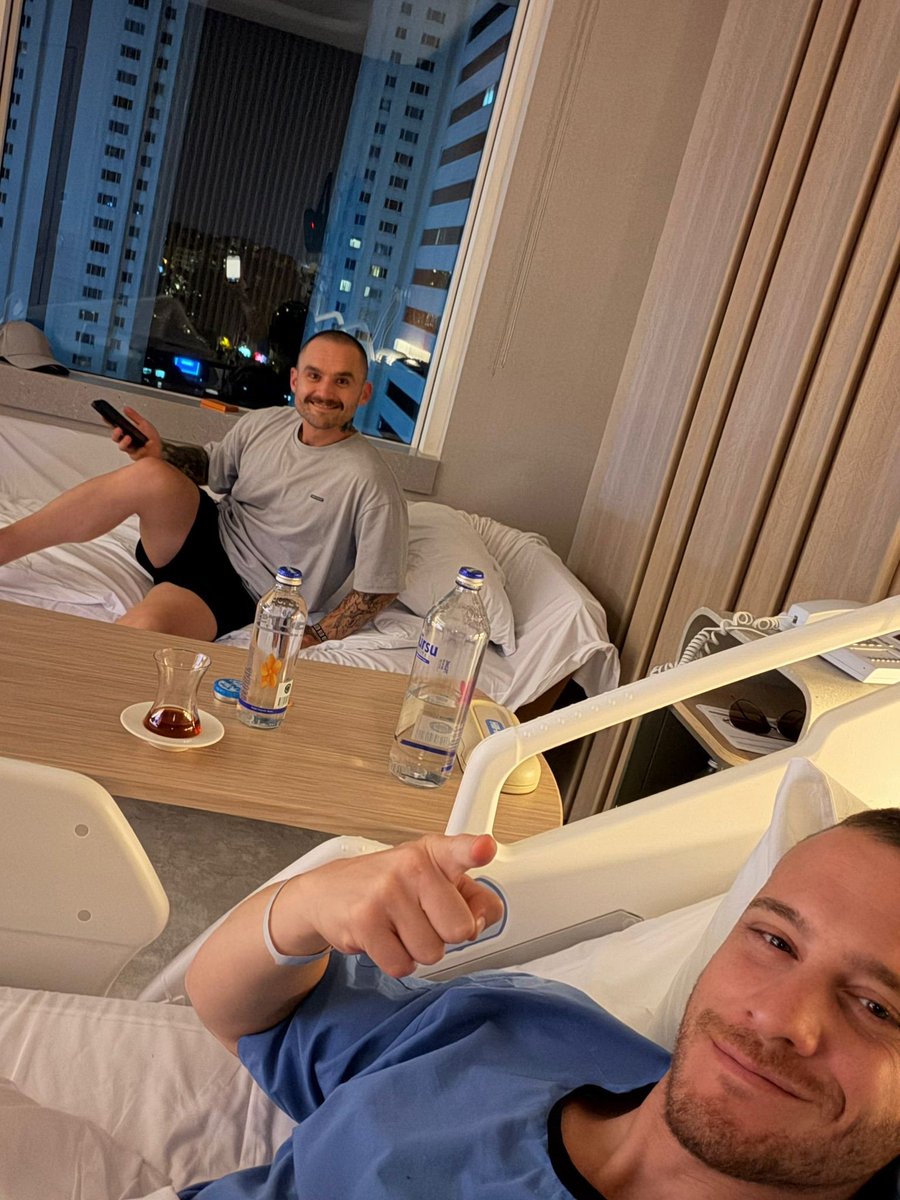 thebursinguncel's tweet photo. Geçmiş olsun, acil şifalar diliyoruz. @KeremBursin 🤲

#KeremBürsin https://t.co/8Wtb1g7JhA