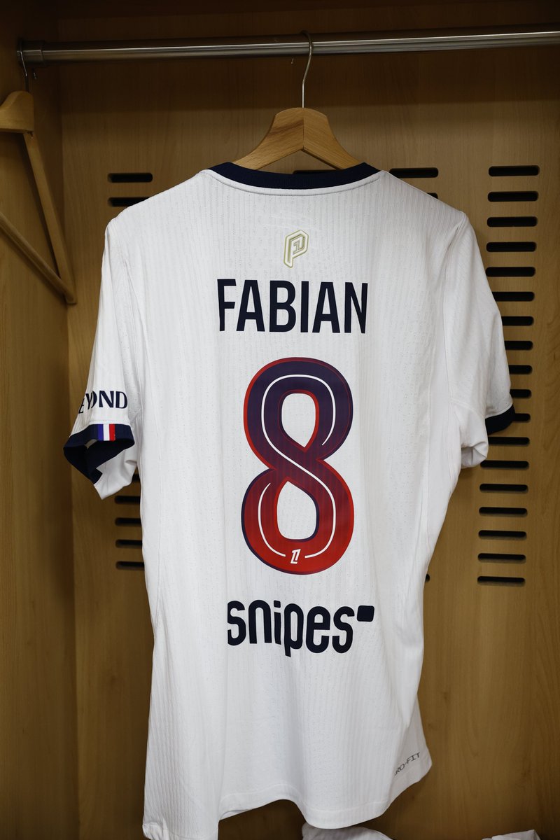 PSG_inside's tweet photo. Top passeur 🤝 Top buteur

#LOSCPSG I #Ligue1 https://t.co/ZHct9nzQd5