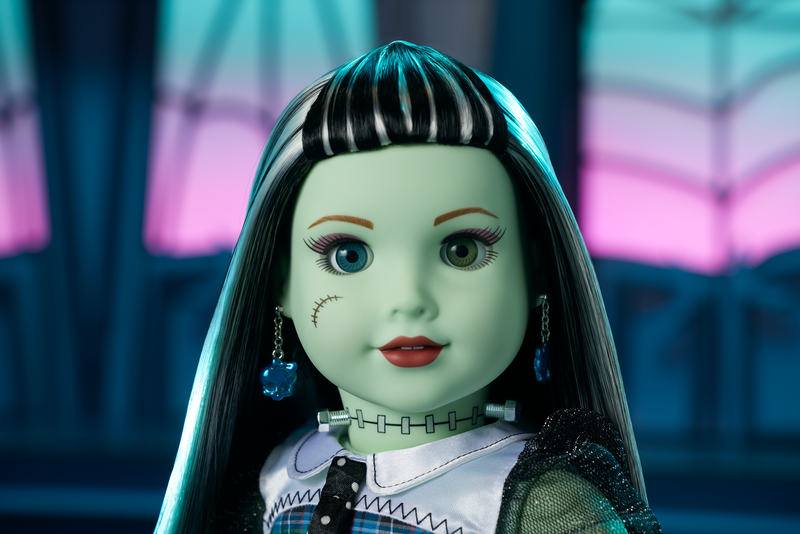 MonsterHighFC tweet picture