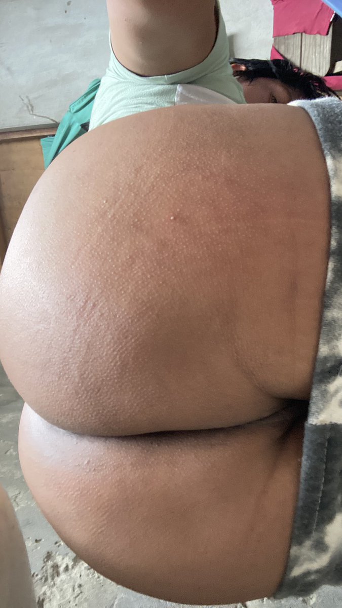 MichelFuckeable's tweet photo. @machete_goldo @jonnel_macana Mrd eso no parece un machete sino una hacha 🤤🍆😱😱😱😱😱lo q daria x sentirlo en mi culito https://t.co/g3D4dElEAv