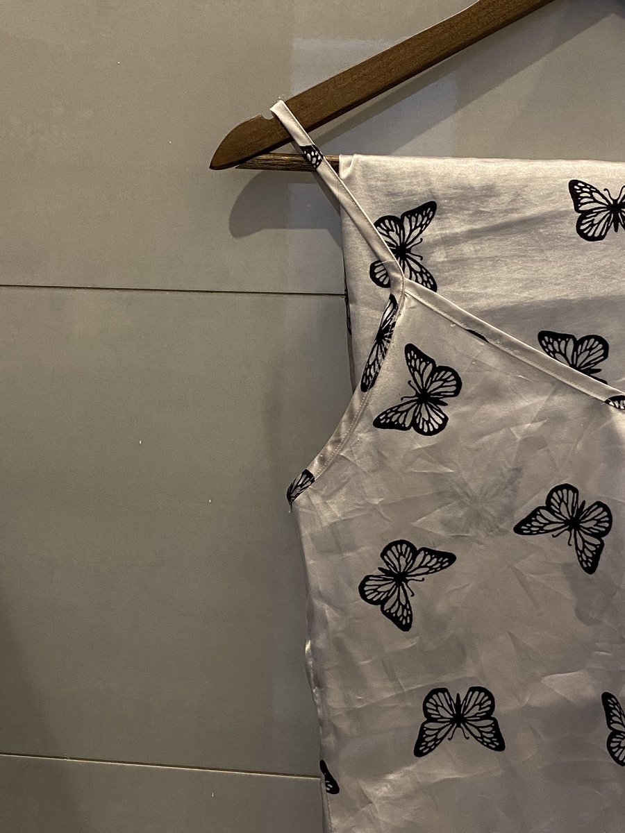 2iixq_'s tweet photo. Pajamas🧸&amp; Skincare🧴 https://t.co/pEYDD12YxU