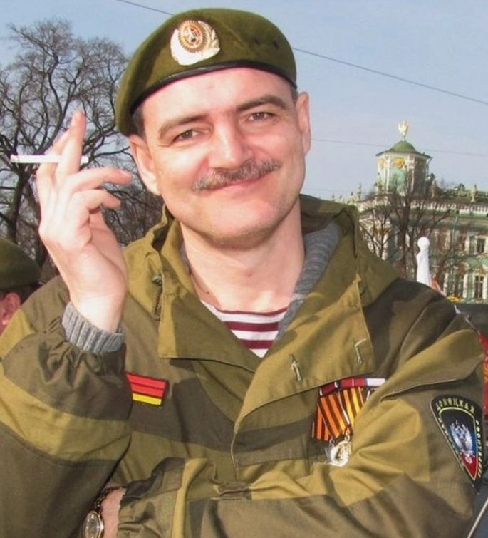 ChurchillFella's tweet photo. Russian "SVO veteran" Colonel Maidanov was killed by his own wife during family conflict.
Well, minus 1 orc... https://t.co/L3hqbrtB8i