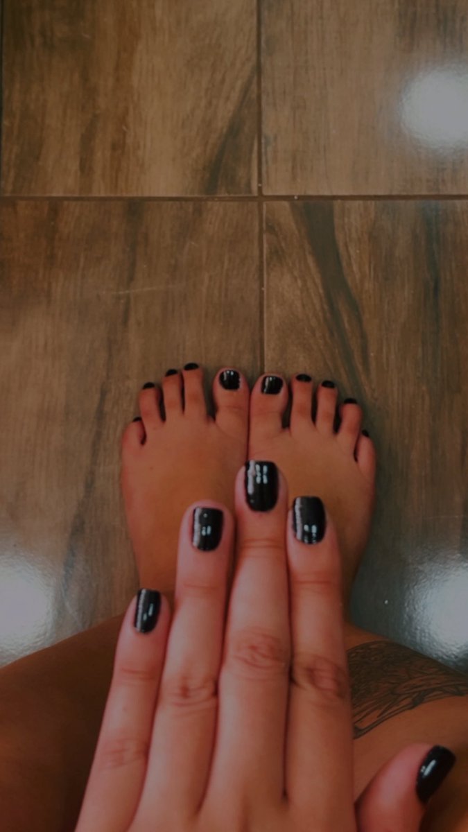 Baddiemafe__'s tweet photo. Prontinha pra gravar conteúdo dos 👣😋

CHUDAI https://t.co/6B3uigBFNx