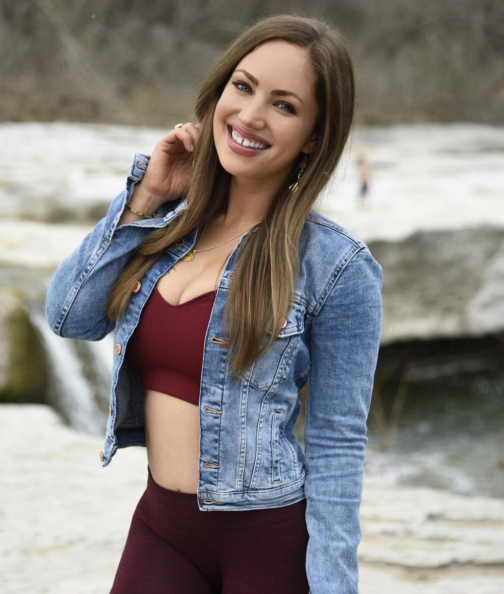 AshleyGiovanni_'s tweet photo. Beauty is in the eyes of the beholder🥰😍😘 https://t.co/yE4FsmpYFb