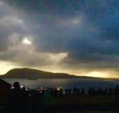 LindaMathsMusic's tweet photo. @PeterLewis55 @StormHour @MoonHourSocial I quite like white coronas. Strangest eclipse for me was Faroes 2015 where I saw only a vague ring but my iPad picked up the eclipse. I only have myself to blame. Cornwall, Faroes Iceland! I did see total in Kentucky 2017 and Easter Island annular 2024 but only 2 out of 5 https://t.co/KNubMqHWeL