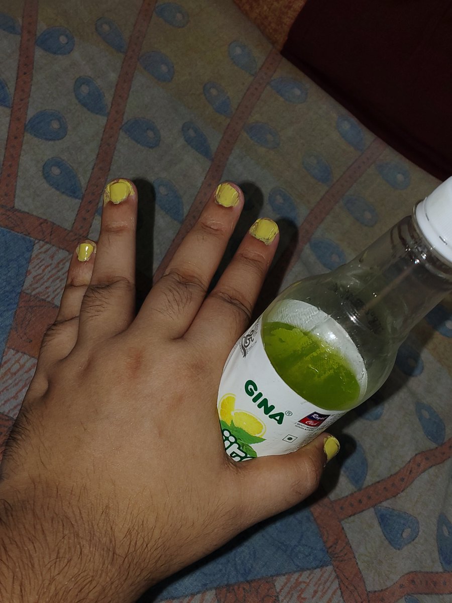 cataclysmicderp's tweet photo. Painted my nails for tomorrow's cosplay https://t.co/8NPg5wToq0