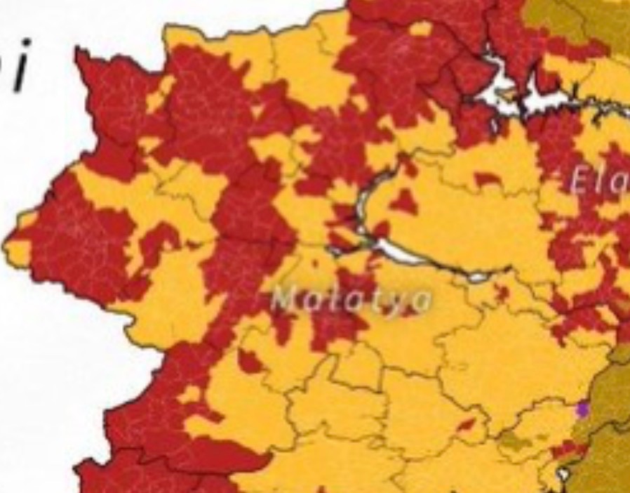 oguzbugra44's tweet photo. @etnikTurk @0xkarlukh tamam doğru evet, Nişanyan’ın etnik köken haritasıyla da gayet uyumlu güvenilir. Bilal Selim Filiz öte yönden Merkez ilçelerinden en az 20 köyü, Pütürgeden 5 köyü Kürt olmamalarına rağmen Kürt olarak göstermiş. https://t.co/labrfwuKNw