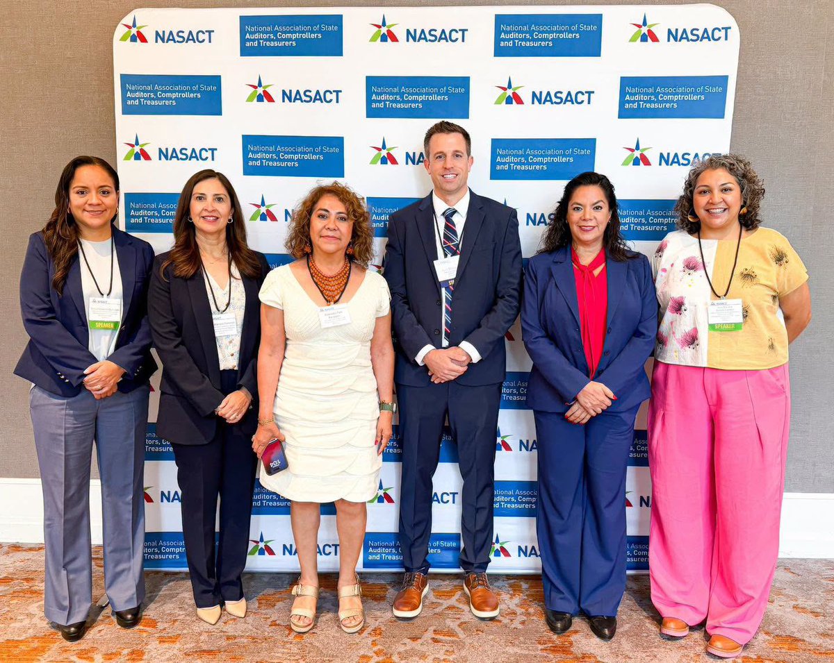 SEFIRC_COAH's tweet photo. La secretaria de Fiscalización y Rendición de Cuentas de Coahuila, Marisol Martínez González, participó en la Conferencia Anual de la Asociación Nacional de Auditores, Contralores y Tesoreros Estatales (#NASACT), realizada en Atlanta (1/2) 
#CoahuilaPaDelante
#APasosDeGigante https://t.co/eJwck3dm9B