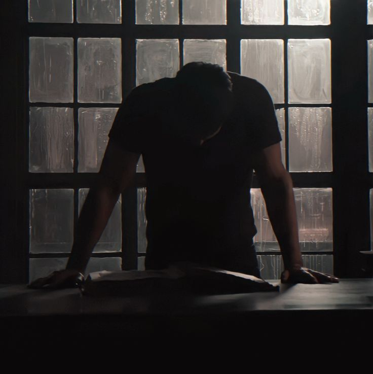 bibliverso's tweet photo. quando ele fala ISSO ao conhecer a artista...
— Eu vou conquistar você, Hannah, cedo ou tarde.
— Vai? — falo em um sussurro.
— Minha missão de vida.
e mesmo assim, a abandona no altar no dia do casamento deles 🥺