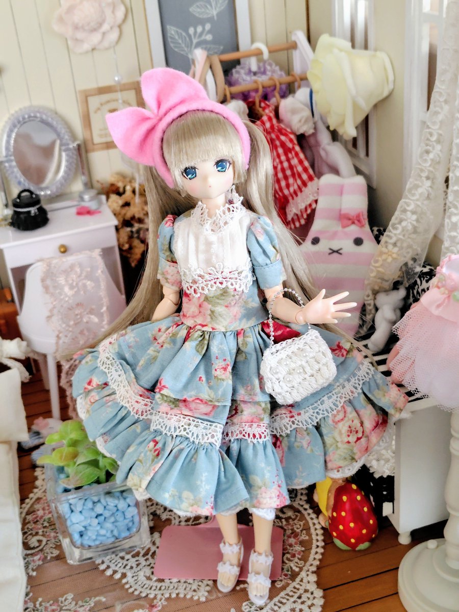 pompom_high's tweet photo. おはようございます。土曜日
8番出口は録画したぁ。早番いってきます👋
#おはドル #アゾカツ https://t.co/CINqPXdnNe