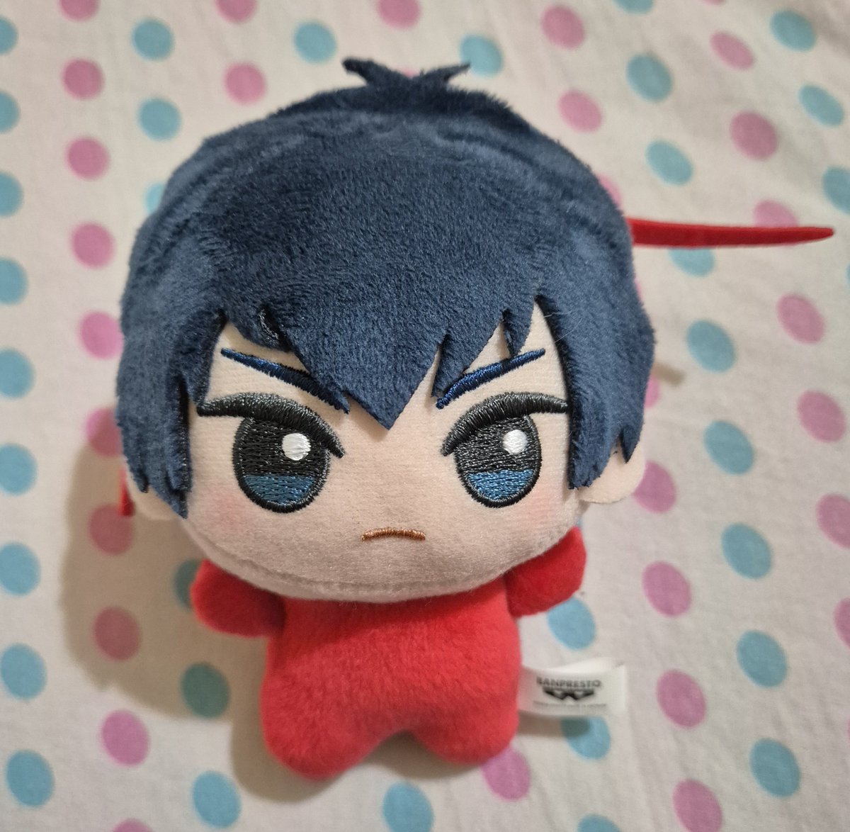 angu5ty's tweet photo. just realised his hoodie comes off and reveals his sprout!! so stinking cute https://t.co/cLDNtHnRfG