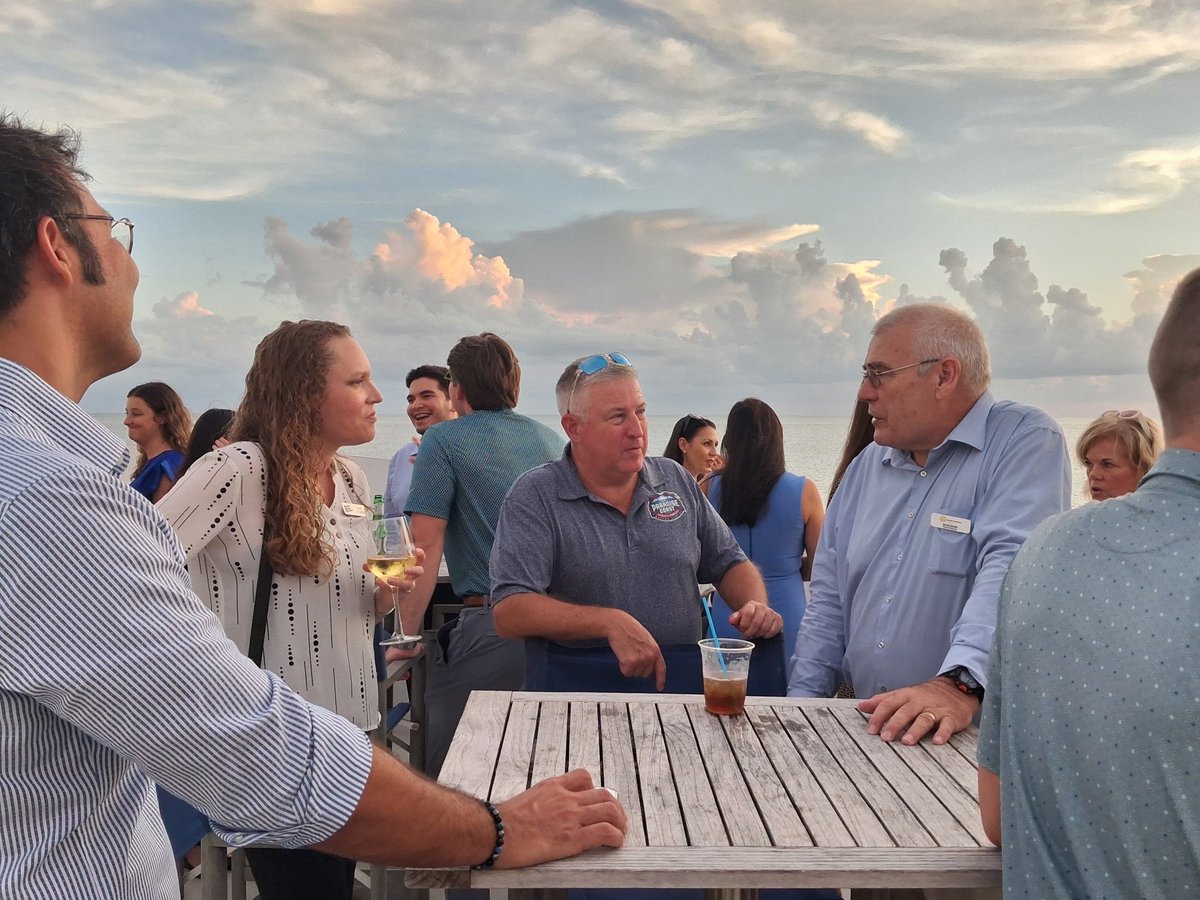PCSCNaples's tweet photo. It was a great time last Wednesday as John Sullivan, PCSC’s new General Manager and J.P. Terrasi, Marketing Manager jumped aboard the Naples Princess for a sunset cruise with the Greater Naples Chamber. Thank you for having us! 😁 https://t.co/qoyVcYTx3Q