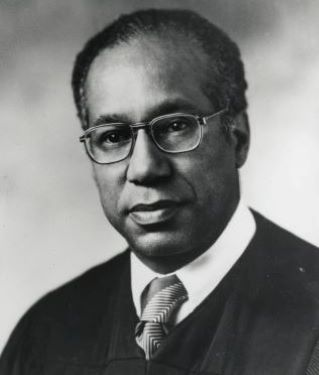 CalBearsHistory's tweet photo. Wiley Manuel, Class of 1949, born August 28, 1927, was the first African-American Justice of the California Supreme Court, appointed by Gov. Jerry Brown in 1977. An Oakland native, Manuel spent 23 years with the California Attorney General's office before becoming a judge. https://t.co/QJmBbgflQT