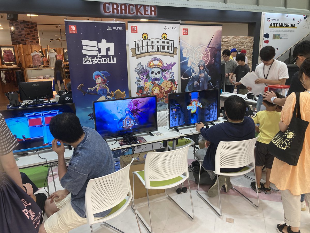 hijiyan_jp's tweet photo. 新潟が誇るゲームメーカー、Pikiiさん@PikiiGK のコーナーもとても賑やかです🎮
#ピコピコゲームフェス https://t.co/bFrjgfa2ox