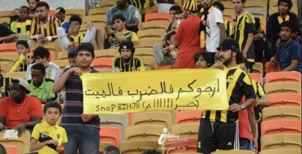94xq0's tweet photo. @lo34f @riiilllo لا تناطح لك جبل و انت حويشي و تعرف المباراة ذي متى و مع مين 😉😂😂😂😂😂 https://t.co/OmmhttZQvm