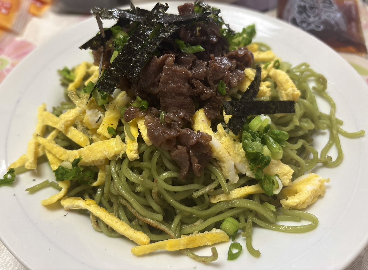 rururu_trainee's tweet photo. るちゃんもハマってるそうめん食べるよー😋 https://t.co/WijjfRulTT