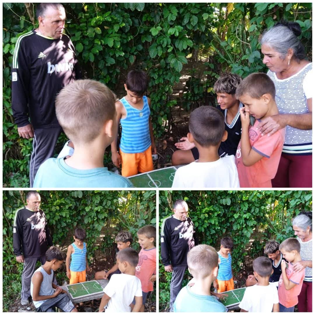 InderRemedios's tweet photo. #VeranoConMiGente Actividades recreativas en el C Popular Tahón-Francisco Pérez  con los profesores Rodolfo Guerra, Yeyson  D Rodríguez y Yadira Sáez, Combinado Deportivo Camilo Cienfuegos #Zulueta
#NuestroRemedios
#VillaClaraConTodos 
#MiBarrioPorLaPatria 
#CubaActivaySaludable https://t.co/BexEbadLT4