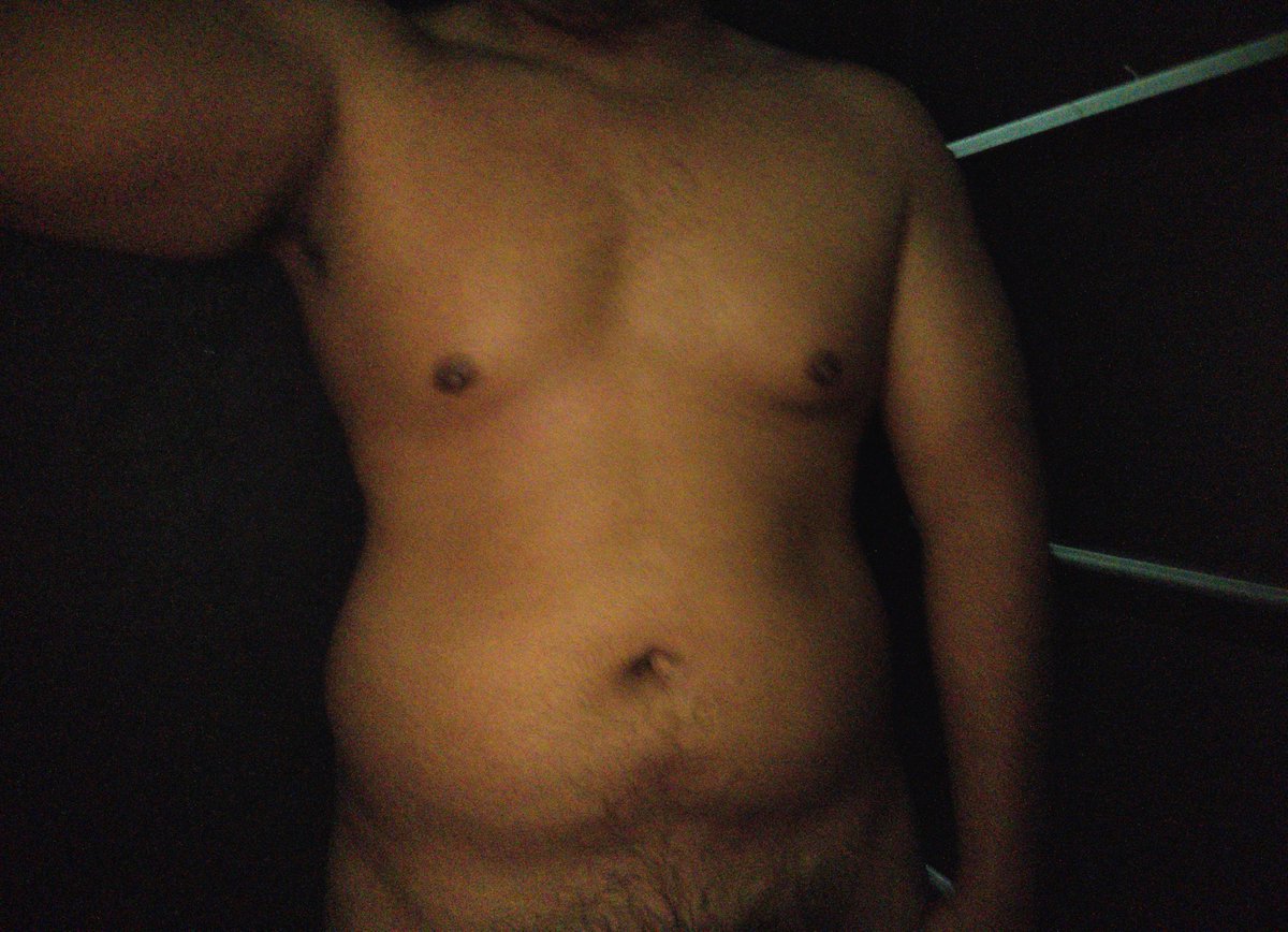 onlinechub's tweet photo. Por fin viernes 
.
.
.
.
.
.
.
.
.
.
#fat #fatboi #fatboy #friday #chubby #bear #otter #chaser #cub #gay #gaymen #CHUDAİ #nsfwtwtًً https://t.co/kRQYA4qoeB