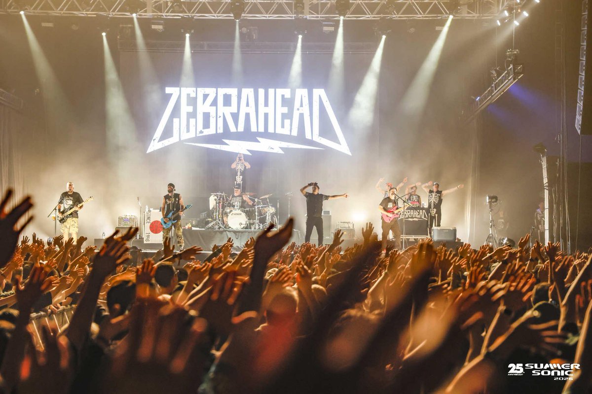 summer_sonic's tweet photo. TOKYO DAY1⚡
PACIFIC STAGE①🌏

MAN WITH A MISSION
ZEBRAHEAD
DEAN &amp; TABBER
PiXXiE

公式サイトのPHOTO GALLERYで公開中💁
https://t.co/lIGpXE1KeY

#サマソニ #summersonic https://t.co/LYMueW1Xb3