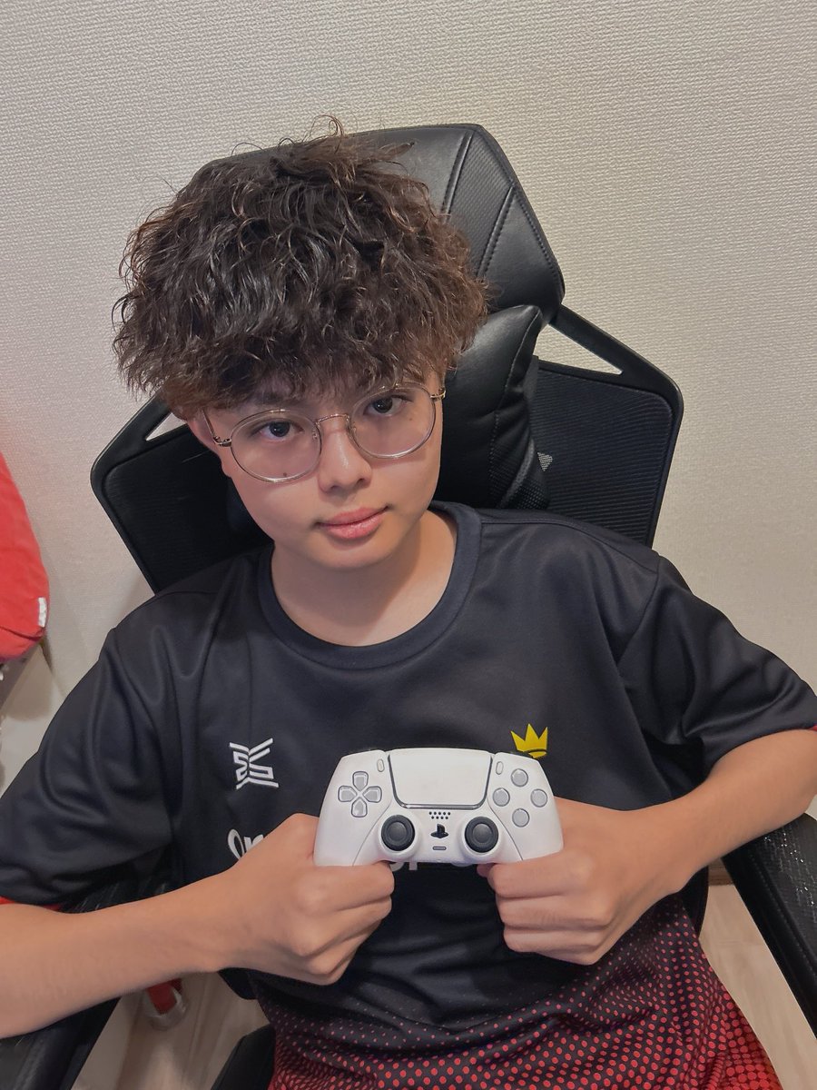 MuuCONIQ_66's tweet photo. void Gaming様から「FireBird Sense」を提供していただいきました
ありがとうございます！

自分好みにカスタムさせていただいたので使うのがとても楽しみです！！
(PR) https://t.co/q27Neyt7cu
