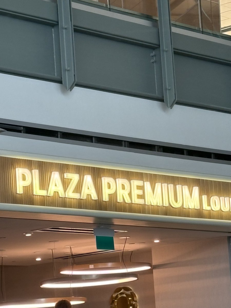 mie_158's tweet photo. OPSEC LEVEL AIRPORT LOUNGE DOXX https://t.co/U3xffyPVwj