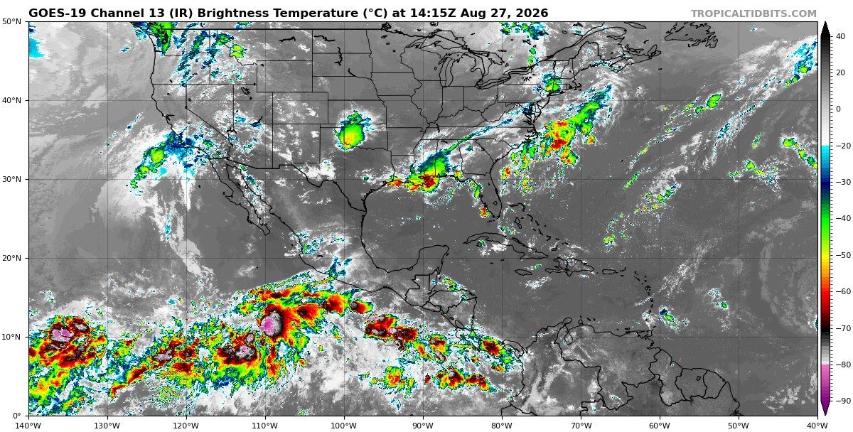 BubbaBigmin's tweet photo. @WeathermanAAA_ The difference between the Atlantic and Pacific is insane right now https://t.co/OHUx9xLdDW