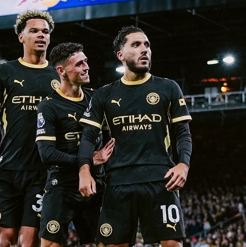City_hq's tweet photo. Rayan Cherki vs Crystal Palace: 

• 2 Goals
• 1 Big Chance Created
• 3 Chances Created
• 80 Touches
• 5 Touches In Opposition Box
• 3 Recoveries 

𝐌𝐀𝐆𝐈𝐂𝐈𝐀𝐍. 🪄 https://t.co/TOa59Z0Q6v