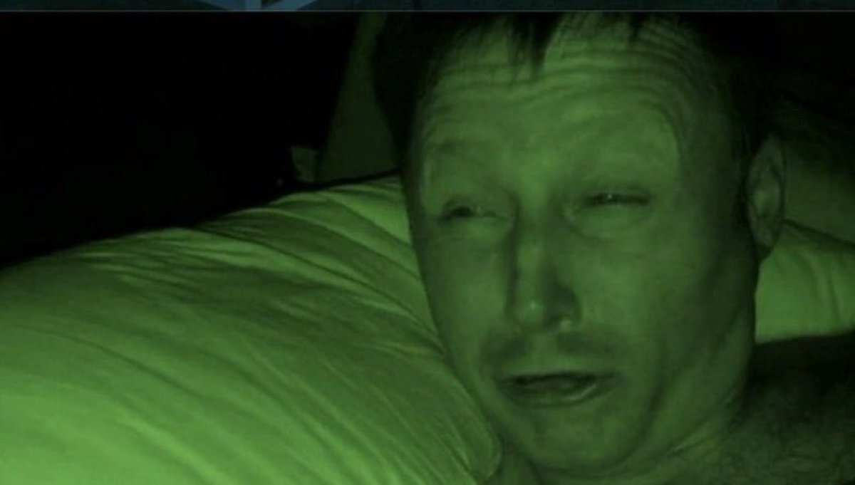 XChimpz_'s tweet photo. Me waking up every hour checking @Pumpfun https://t.co/F3GskQmcYF