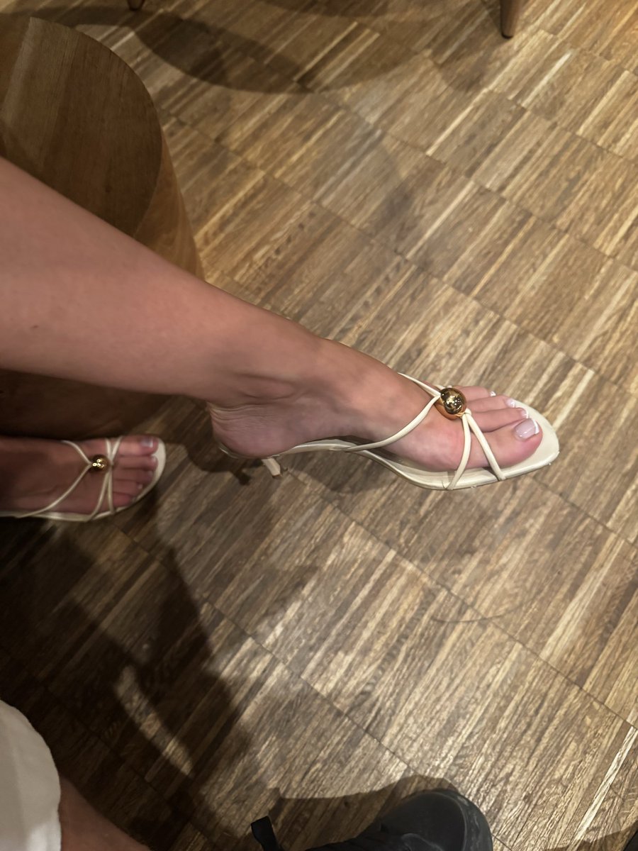 Majafeet's tweet photo. @rt_feet https://t.co/X3BhGmK9lD