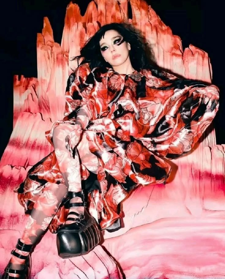 bjorkarchivee's tweet photo. Björk, 2025 https://t.co/05jYHxas8J