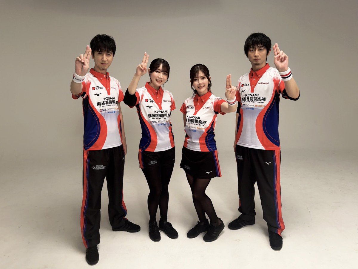 sasakihisato's tweet photo. おはようございます。今期のユニフォームが発表されました。後2週間ほどで開幕です！ https://t.co/yqSPLpaXA6