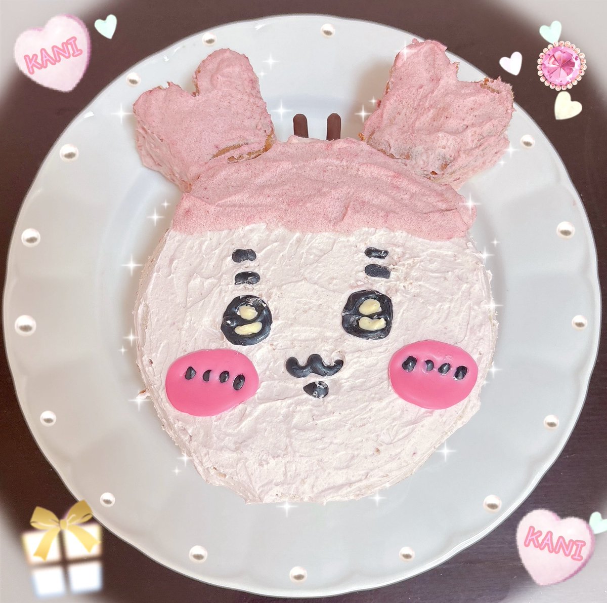 yukosu2525's tweet photo. カニちゃん誕生日おめでとう🥳🎉✨

　💓      💓
(⸝⸝⸝´´o̴̶̷̤  ̫ o̴̶̷̤``⸝⸝⸝)✨

手作りのケーキでお祝い🎂💓
優しくて強いところが大好き！🦀✨

#古本屋さん生誕祭2026
#カニちゃん生誕祭2026 https://t.co/C6XQq4iEfu